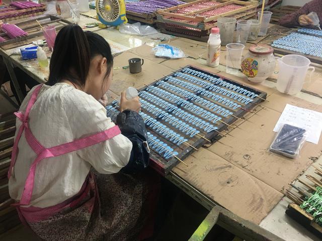 阿里巴巴1688貨源批發(fā)發(fā)卡是真的嗎，阿里巴巴1688貨源批發(fā)發(fā)卡是真的嗎嗎？