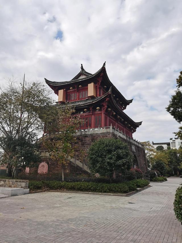 淘寶拼多多熱銷冰米糖貨源拿貨是真的嗎，拼多多上的冰糖能買嗎？