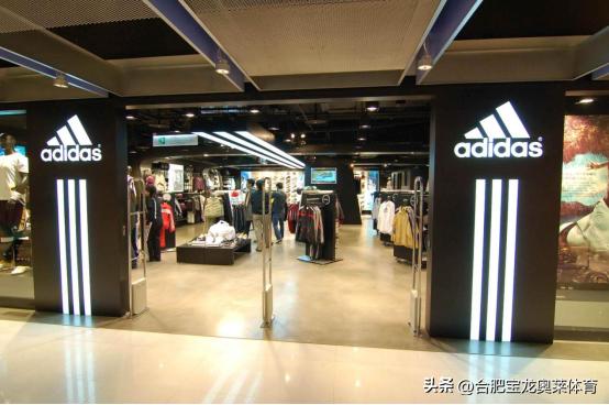正品阿迪耐克微商貨源，耐克阿迪高仿服裝微商貨源怎么找？