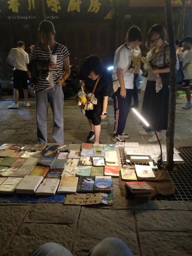 微商_賣書，微商圖書一手貨源？
