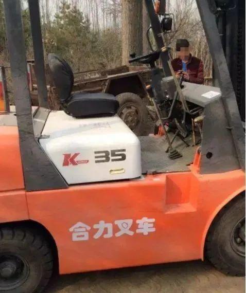 手動(dòng)叉車(chē)?yán)?，手?dòng)叉車(chē)?yán)泩D片？