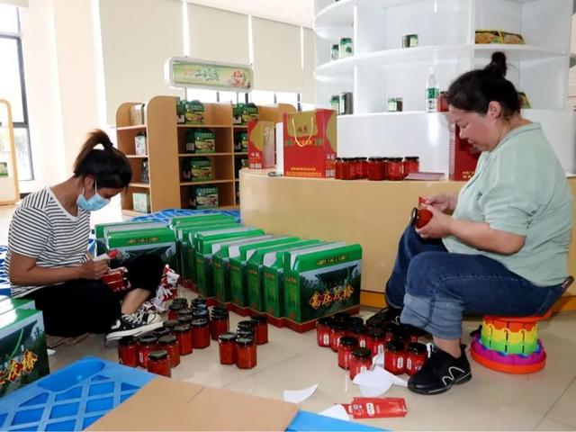 淘寶拼多多熱銷強尼金瑞貨源拿貨是真的嗎，強尼瑞哥？
