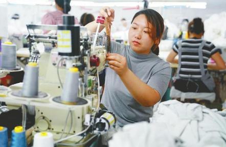 福永衣服批發(fā)在哪，福永時裝公司招聘？