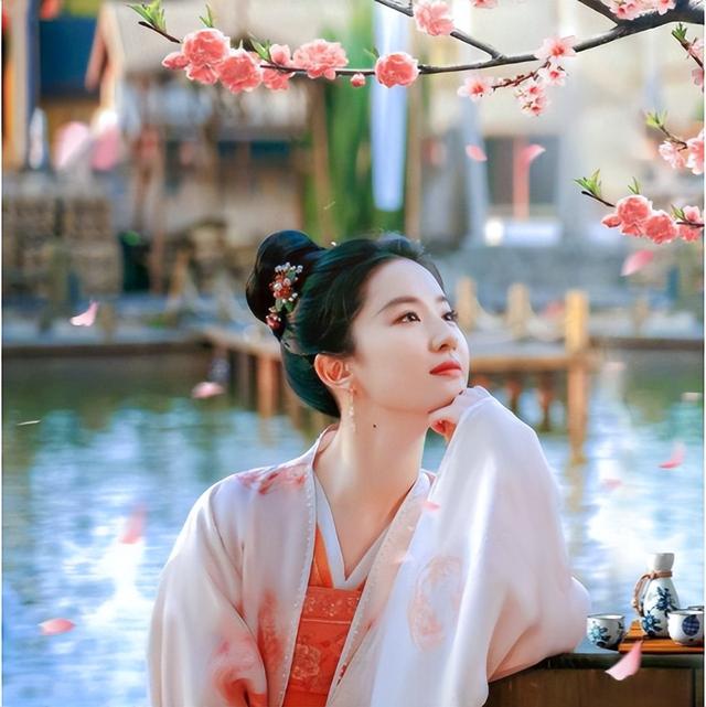 國產(chǎn)女裝品牌排行榜前十名，女裝品牌前十名排行榜有哪些品牌？