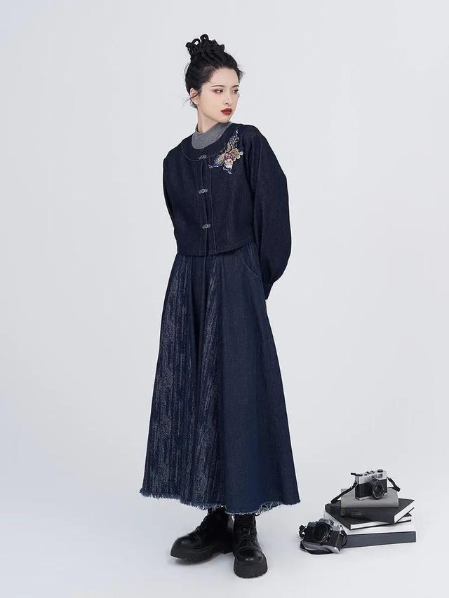 七個男人合伙做女裝，兩年時間在千億市場混出頭
